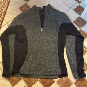 Men’s Spyder 1/4 zip pullover size L dark grey w/ black under sleeves and sides